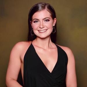 Meet your Posher, Leah